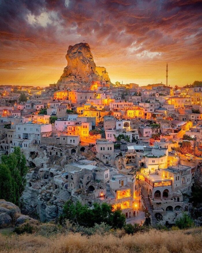 Chiêm ngưỡng vẻ đẹp thành phố khi du lịch Cappadocia Thổ Nhĩ Kỳ