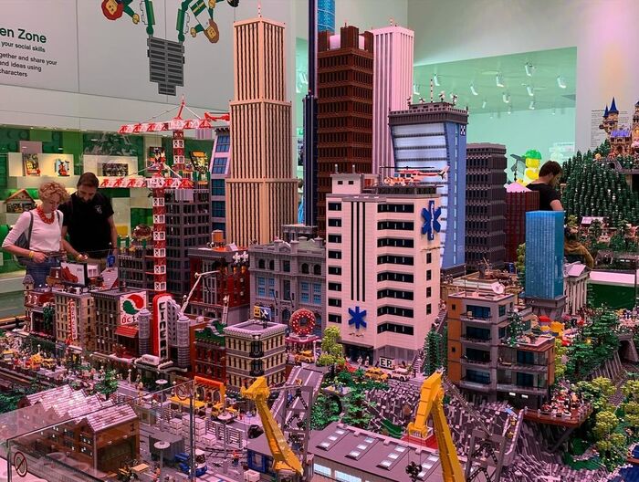 Chiêm ngưỡng các tác phẩm lego đẹp mắt khi du lịch Đan Mạch