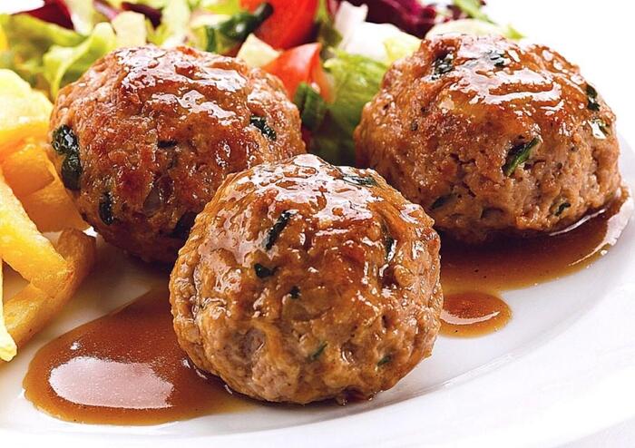 Du lịch Đan Mạch thưởng thwucs món thịt viên Frikadeller