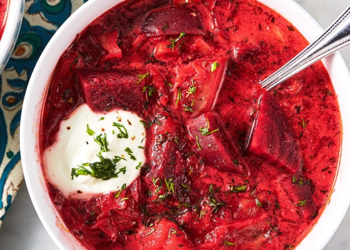 Tour du lịch Nga 9 ngày 8 đêm - Borscht là món súp củ cải đỏ nổi tiếng ở Nga