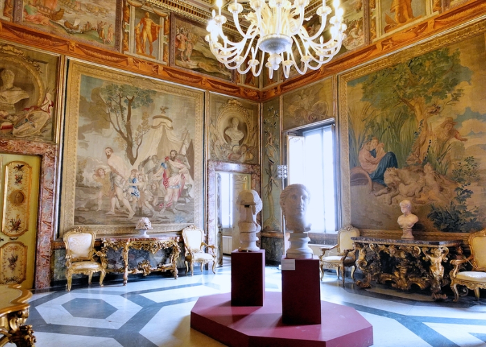 Đài phun nước Trevi ở Roma Ý - Bảo tàng Capitoline cũng chứa đựng nhiều di tích lịch sử quý giá
