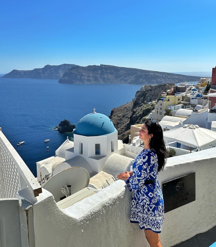 Du lịch đảo Santorini Hy Lạp - Khung cảnh đảo Santorini nhìn từ trên cao
