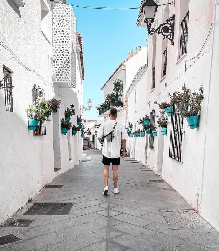 Khung cảnh những ngôi nhà trắng xóa tại làng cổ Mijas Tây Ban Nha