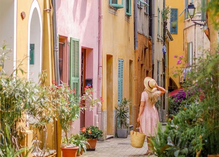 Du lịch Côte d’Azur mùa xuân