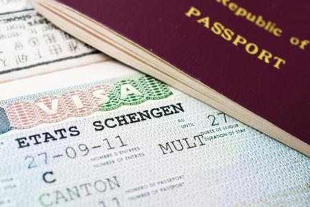 Visa du lịch Thụy Sĩ: Hướng dẫn chi tiết từ A - Z, tỷ lệ đậu cao