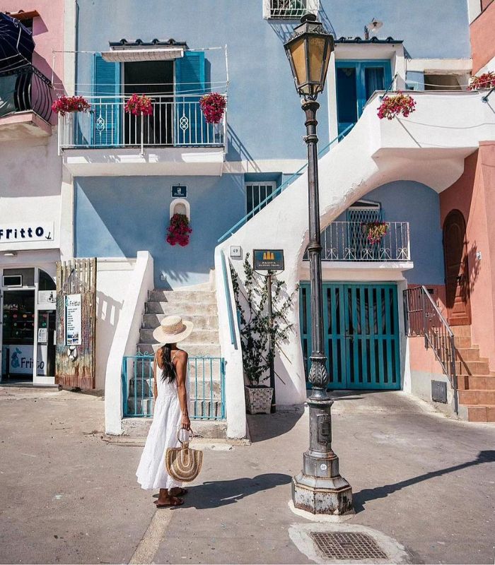 Bờ biển Amalfi nước Ý - Thị trấn Praiano được biết đến với những khung cảnh tuyệt đẹp