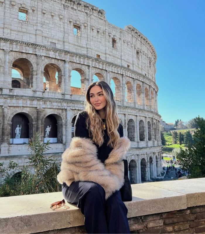 Đấu trường La Mã Colosseum của Ý được biết đến với kiến trúc độc đáo