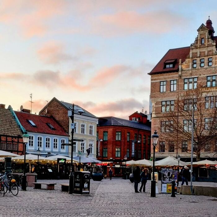 Đến thành phố Malmo Thụy Điển trải nghiệm đi bộ tại Lilla Torg