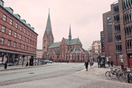 Khám phá thành phố Malmo Thụy Điển - viên ngọc quý Châu  Âu