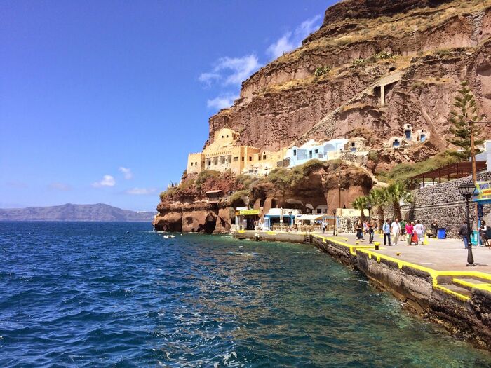 du lịch Santorini Hy Lạp đến Fira Old Port