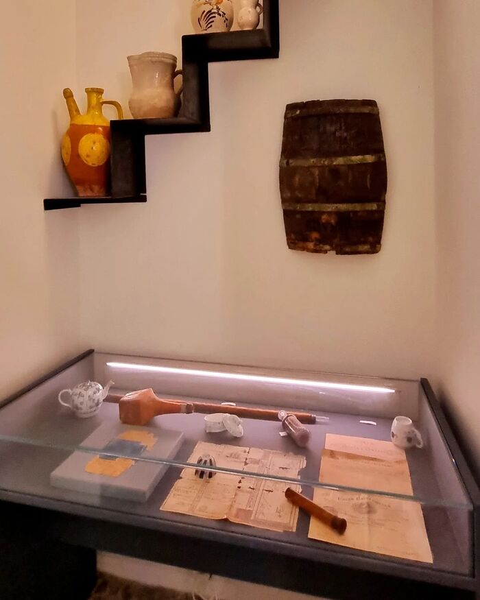 Tham quan  Museum of Prehistoric khi du lịch Santorini Hy Lạp 