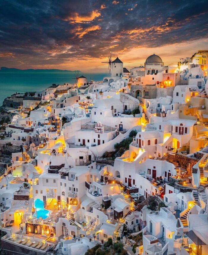 du lịch Santorini Hy Lạp từ tháng 4 đến tháng 10 đep nhất