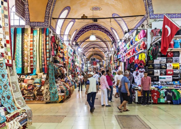 Khu chợ Grand Bazzar là địa điểm du lịch nổi tiếng tại Thổ Nhĩ Kỳ