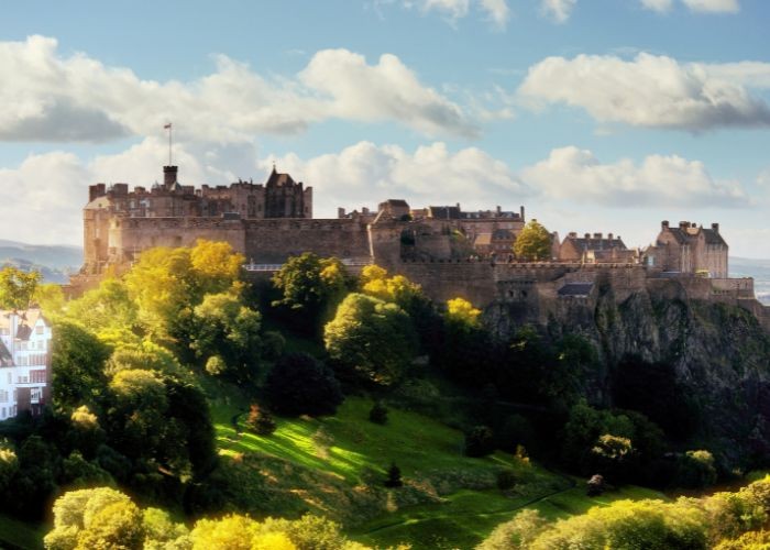 Edinburgh Scotland - lâu đài đẹp nhất Châu Âu