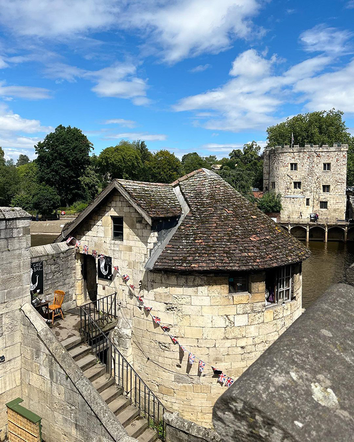 Thánh đường Holy Trinity tại thành phố York Anh