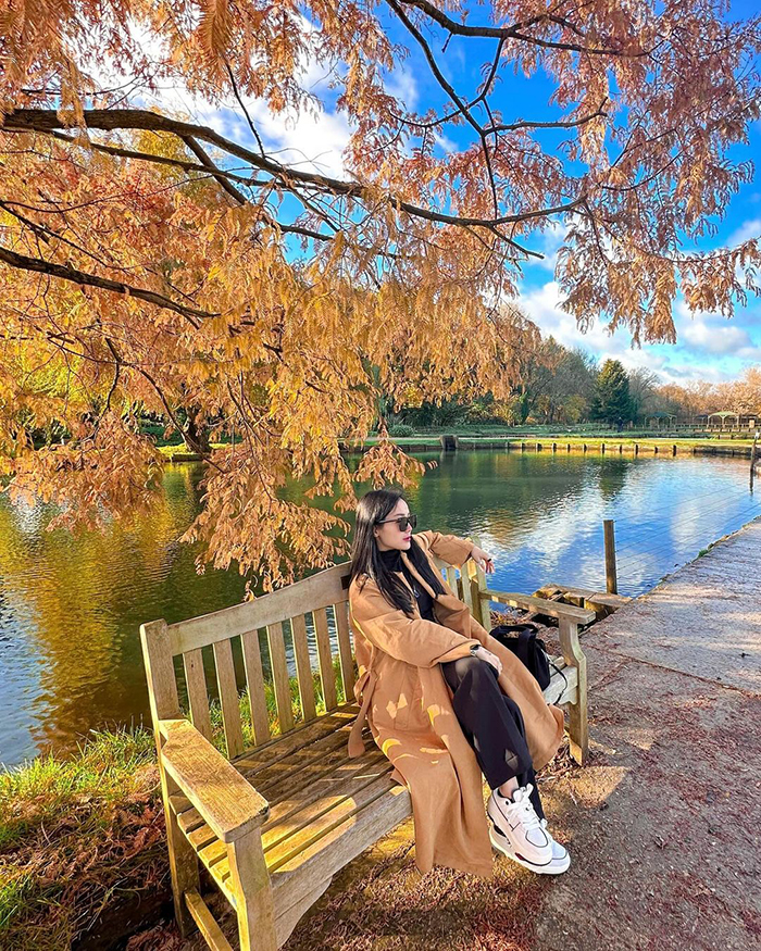Sông Coln hiền hòa tại làng Bibury Anh
