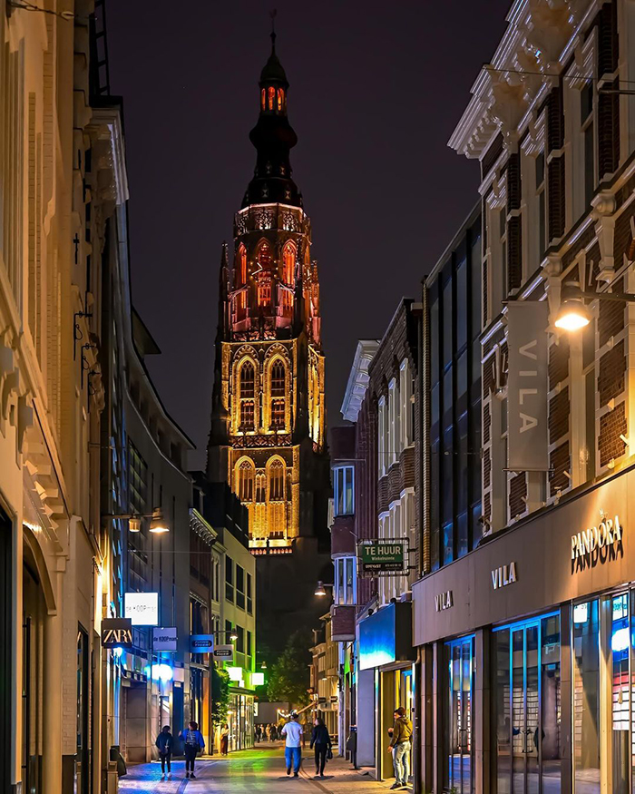 Grote Markt tại thành phố Breda Hà Lan