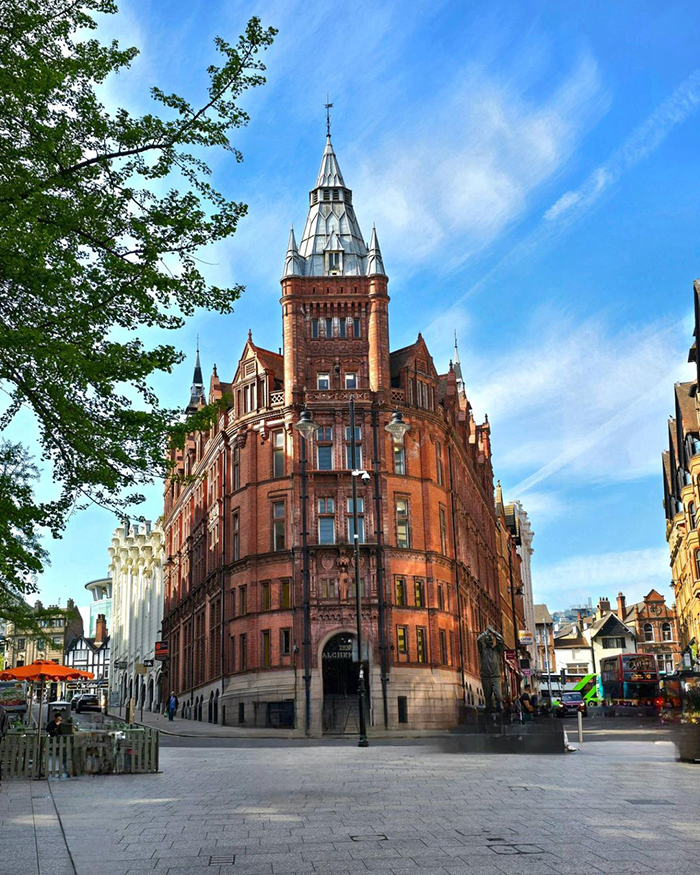 Thị Trấn Cổ (Old Market Square) tại thành phố Nottingham Anh