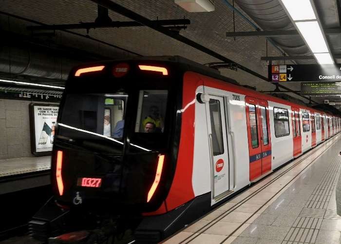 Kinh nghiệm di chuyển khi du lịch Barcelona 