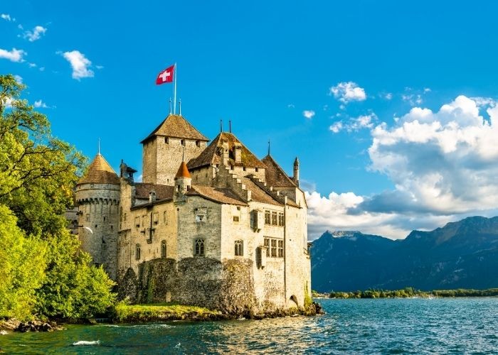 Địa điểm du lịch Thụy Sĩ mùa thu - Hồ Geneva