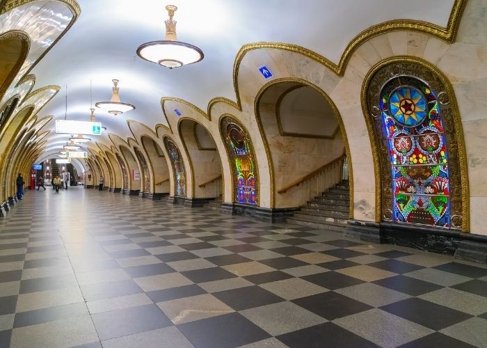Ga tàu điện ngầm Moscow Nga - Ga Novoslobodskaya