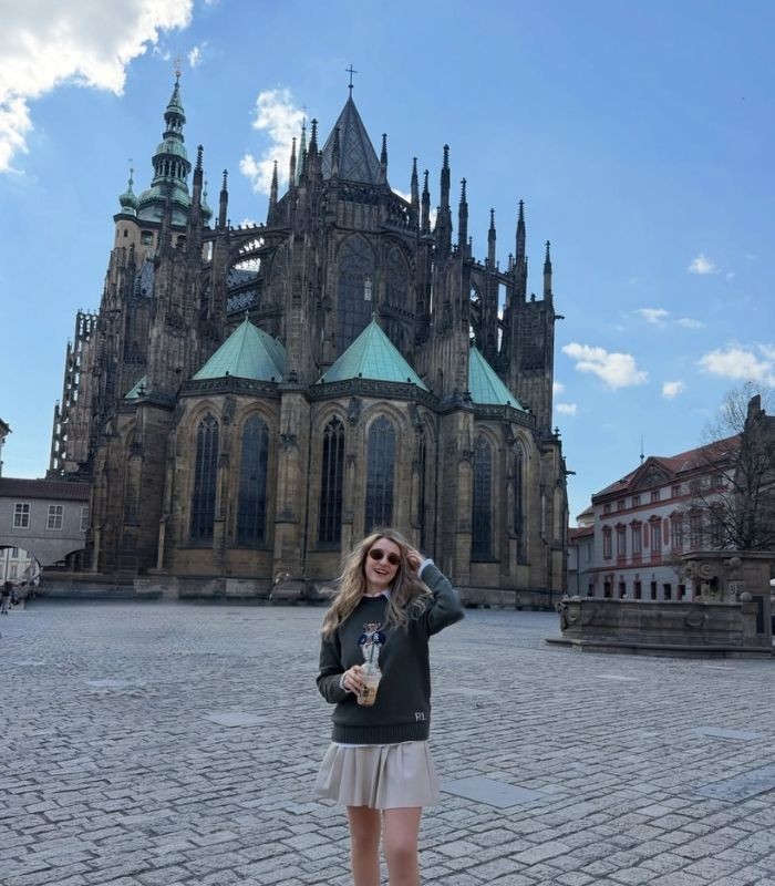 Nhà thờ Thánh Vitus trong quần thể Lâu đài Praha Séc