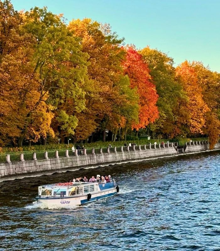 Kinh nghiệm du lịch Nga mùa thu - Saint Petersburg