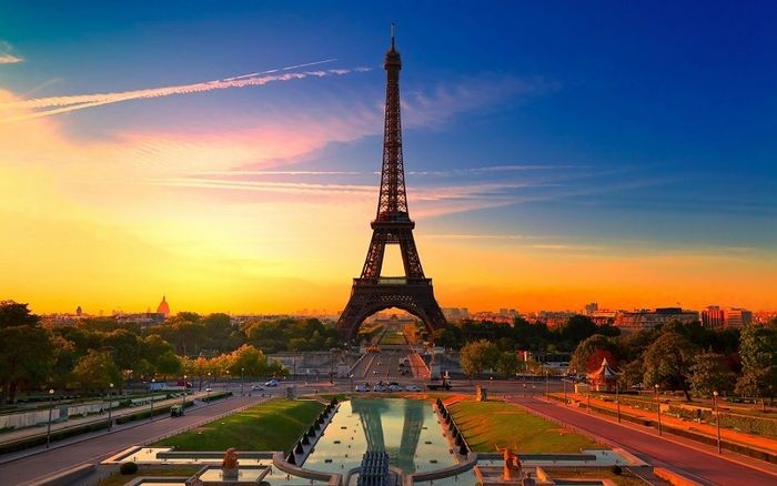 Paris luôn mang nét đẹp lãng mạn, cổ kính.- Địa điểm du lịch châu âu