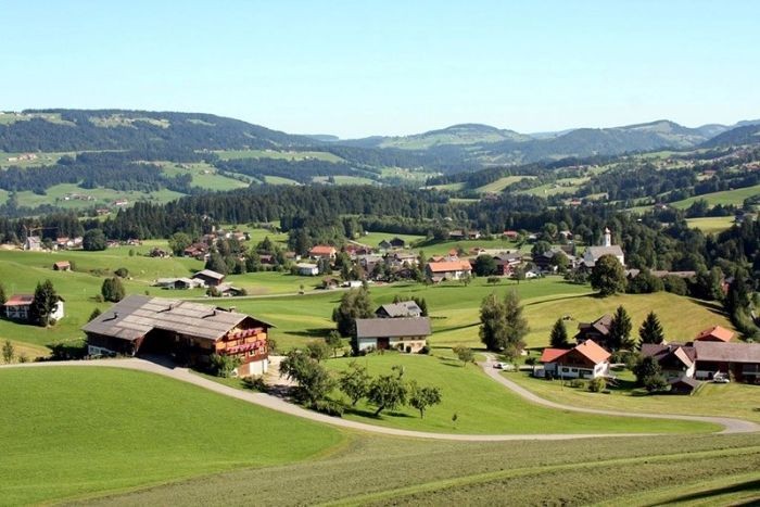 Bregenzerwald, Áo là nơi du khách thoải mái ngắm sao, đi dạo vào ban đêm.  - kinh nghiệm du lịch Châu Âu mùa đông