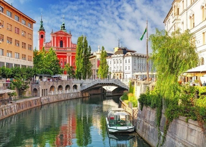 Verona - Nơi kỷ niệm của câu chuyện tình yêu của Romeo và Juliet.- Du lịch Nam Âu