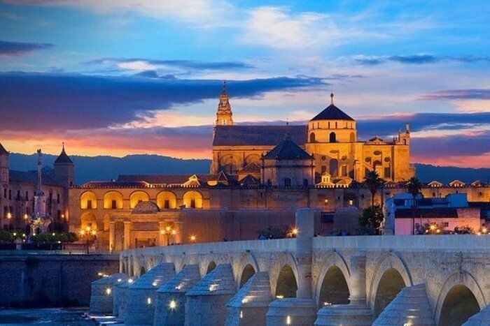 Cordoba thành phố của những tòa nhà cổ kính. - Du lịch Nam Âu
