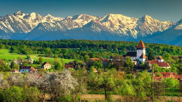 Về Romania - địa chỉ du lịch Châu Âu giá rẻ hấp dẫn.- du lịch châu âu nước nào rẻ nhất