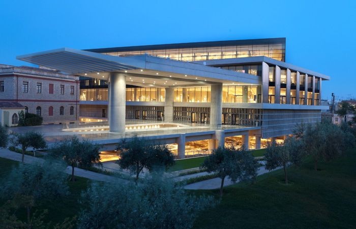 Bảo tàng Khảo cổ học quốc gia Athens -địa điểm du lịch Hy Lạp