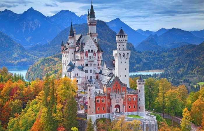 Lâu đài Neuschwanstein - Cảnh đẹp ấn tượng - địa điểm du lịch Đức