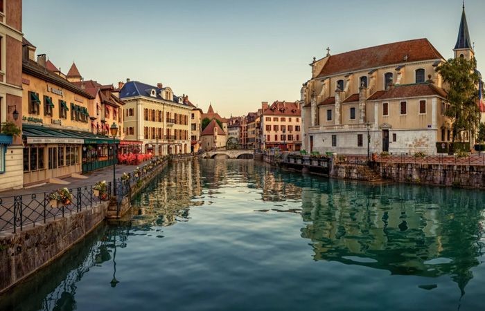 Annecy dãy núi Alps - Địa điểm du lịch Pháp