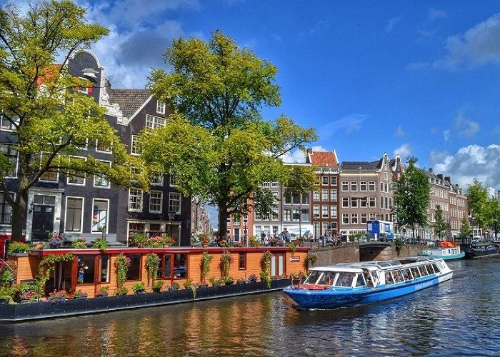 Vẻ đẹp của kênh đào Amsterdam. - địa điểm du lịch Hà Lan