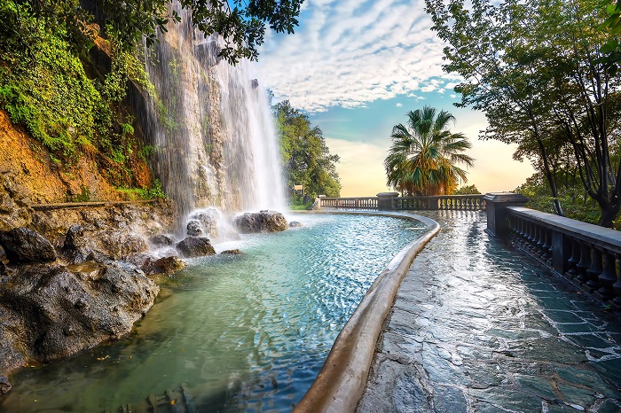 Lâu đài Hill of Nice là một trong những địa điểm tuyệt vời mà bạn không thể bỏ qua khi du lịch Nice Pháp