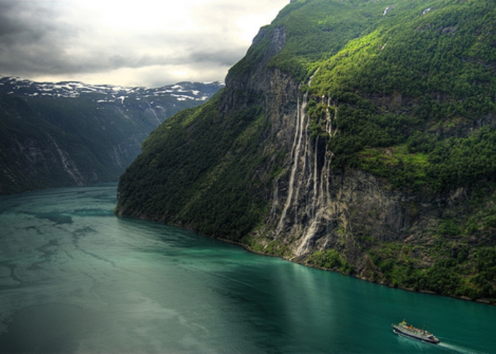 Du lịch Bắc Âu - Vẻ đẹp không thể tả tại vịnh hẹp Geiranger