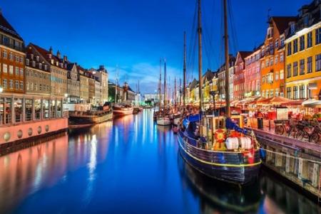 Du lịch Copenhagen Đan Mạch cảm nhận vẻ đẹp quyến rũ của thành phố cổ kính Châu Âu