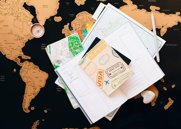 Chuẩn bị hồ sơ công việc khi xin visa du lịch Anh