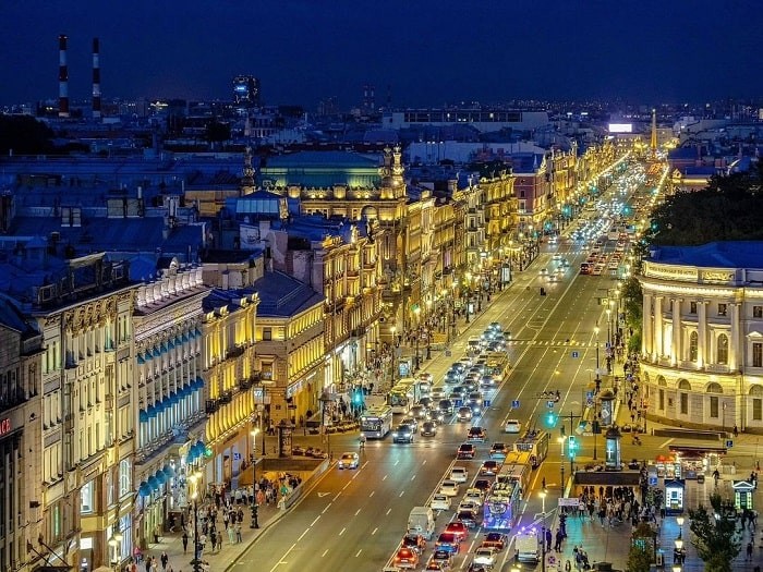 Tham quan đại lô Nevsky trong tour du lịch Nga