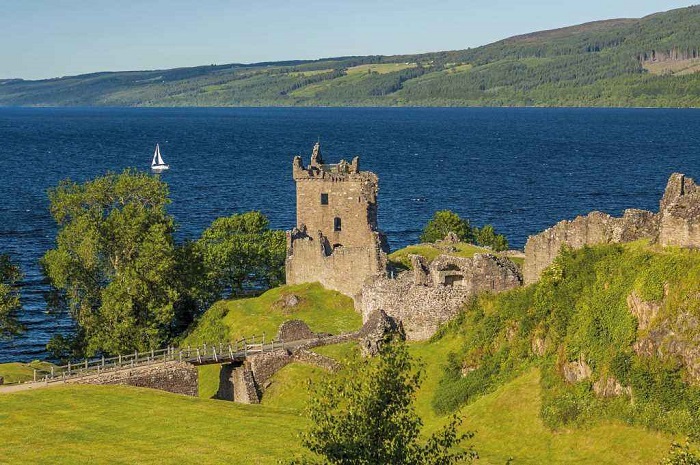 Hồ Loch Ness