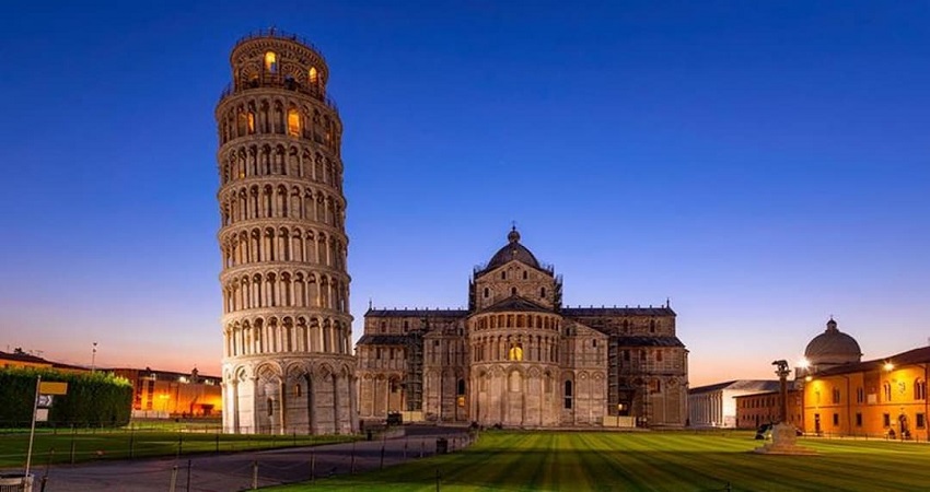 Tháp Nghiêng Pisa