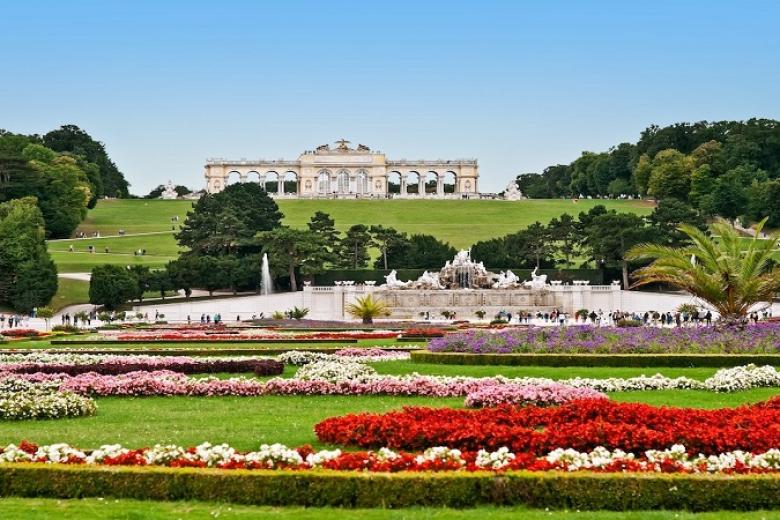Cung điện Schönbrunn