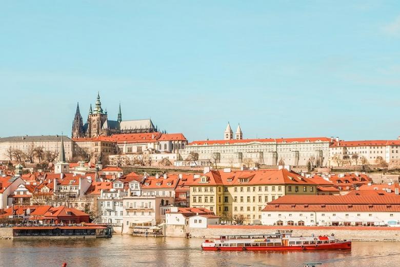 Lâu đài Praha