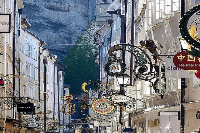 Phố mua sắm Getreidegasse
